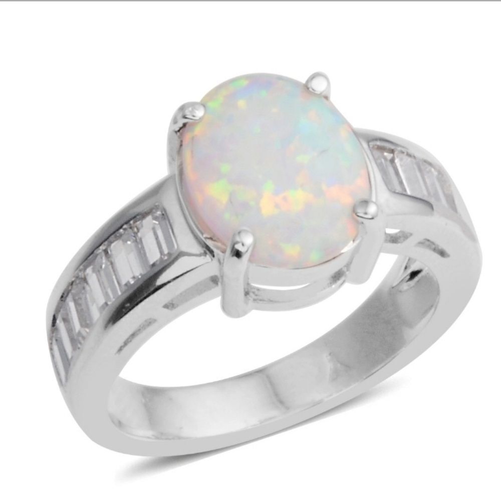 Opal Ring‎